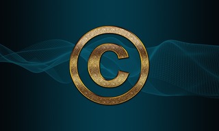 Símbolo de copywrite, representando al Contrato de licencia